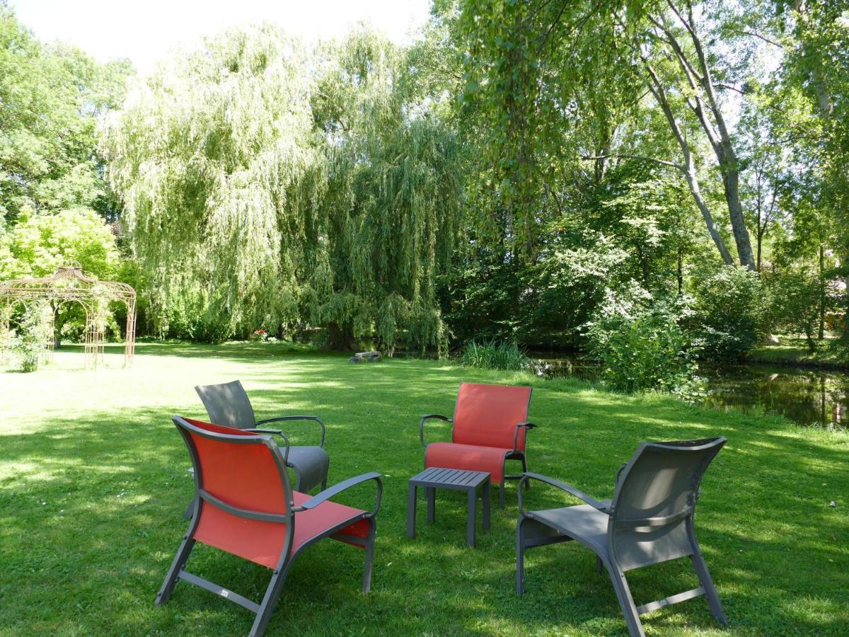 La Feuillaie Bed & Breakfast Saint-Ay Екстериор снимка